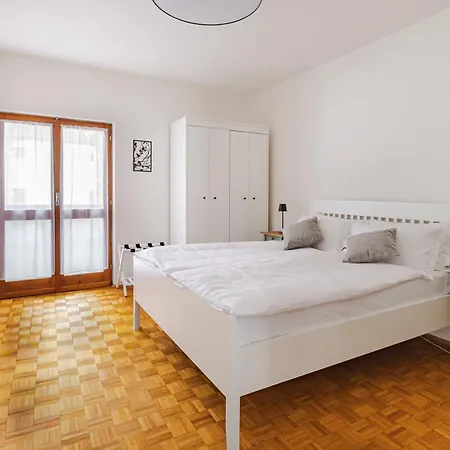 E-motion Alpe Adria Apartment, Garage And Ev Charging