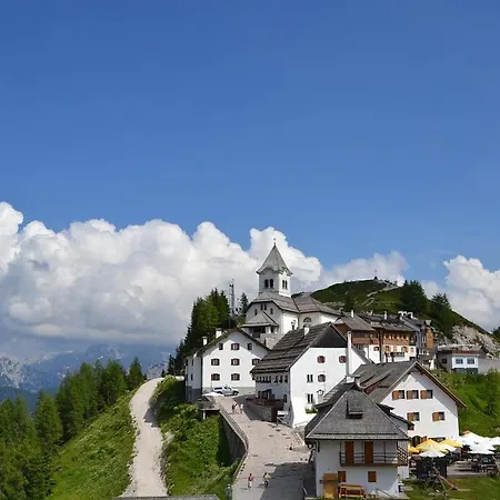 Apartmán E-motion Alpe Adria Apartment, Garage And Ev Charging Tarvisio