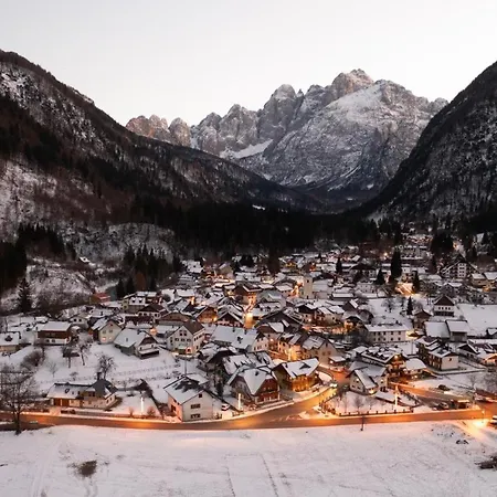 E-motion Alpe Adria Apartment, Garage And Ev Charging Tarvisio
